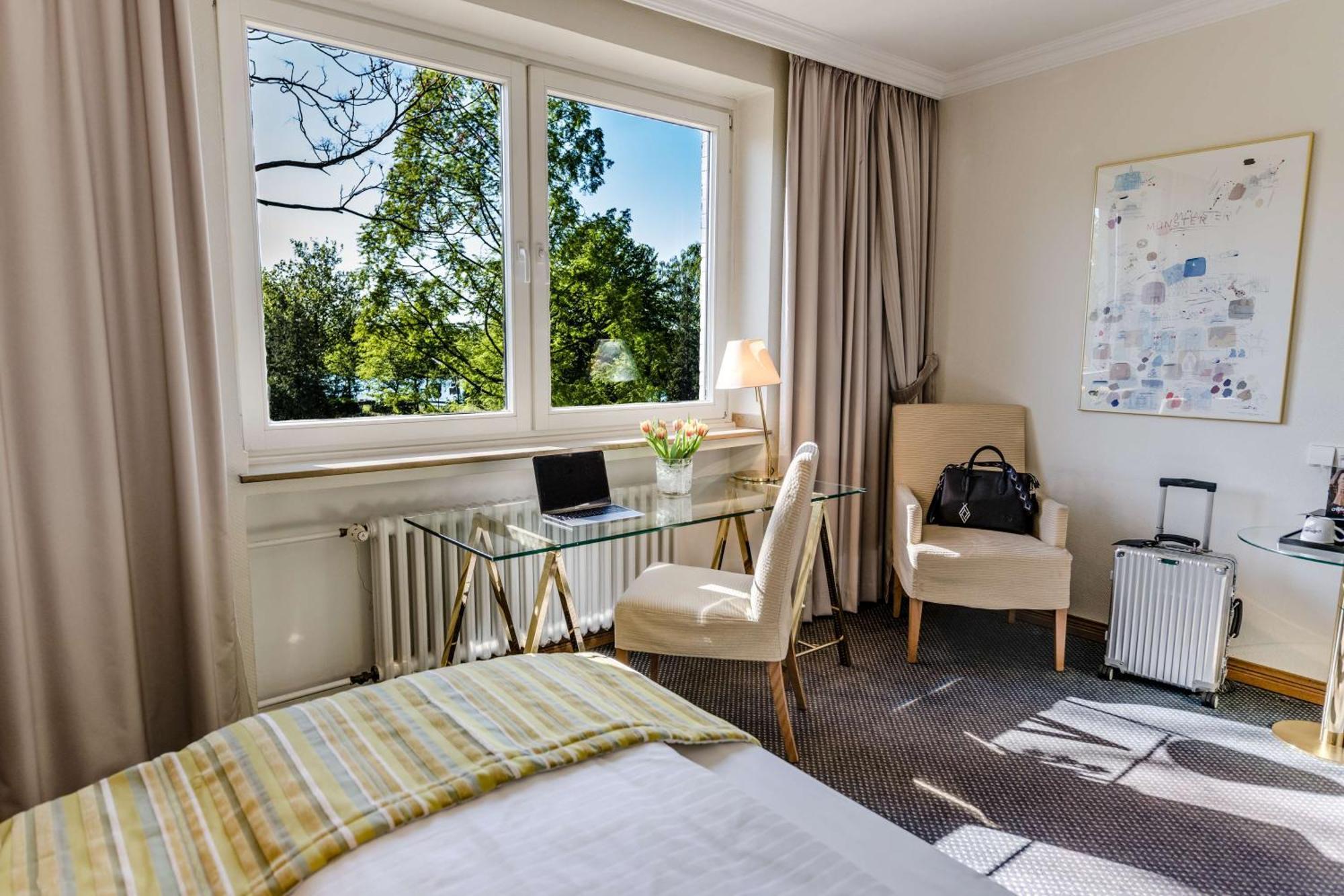 Single Room Forest View,1756509473:JPEG